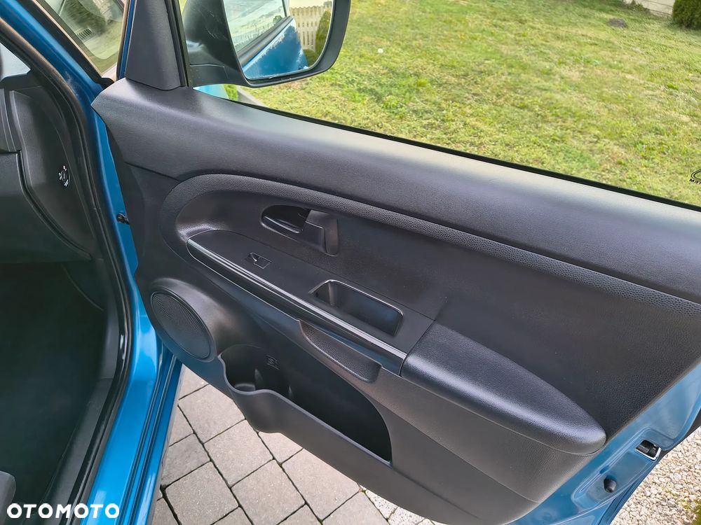 Kia Venga 1.4 CVVT Vision - 21