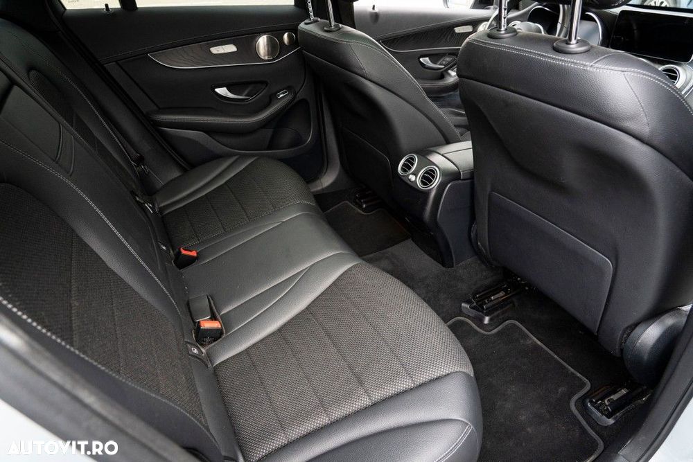 Mercedes-Benz GLC - 8