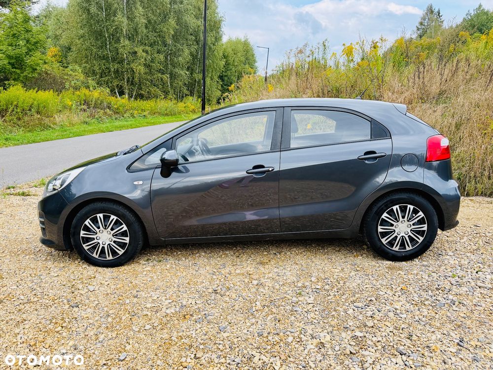 Kia Rio 1.2 Business Line - 4