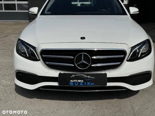 Mercedes-Benz Klasa E 220 d 9G-TRONIC - 8