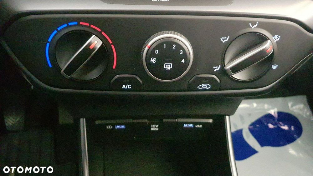 Hyundai Bayon - 29