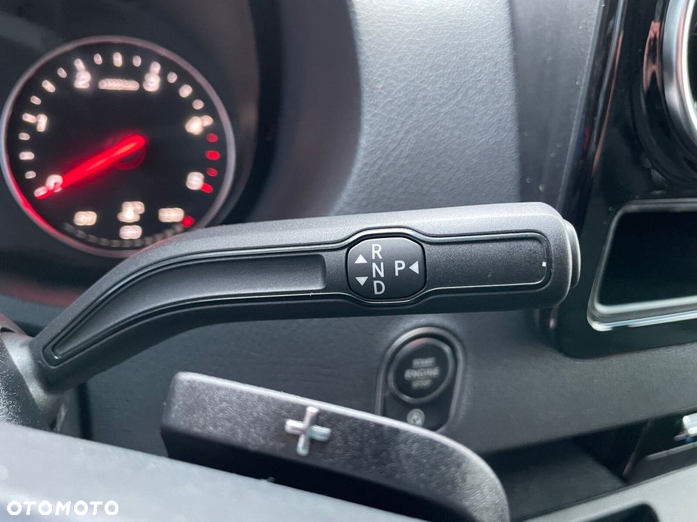 Mercedes-Benz Sprinter 317 CDI Reflektory LED Hak 3,5t. - 22