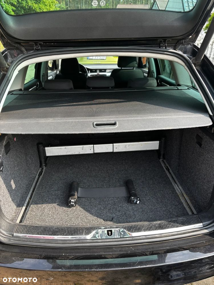 Skoda Superb 2.0 TDI DSG Active - 11