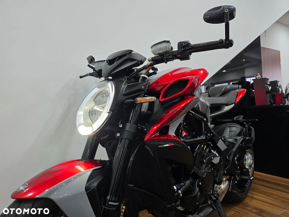 MV AGUSTA Brutale - 16