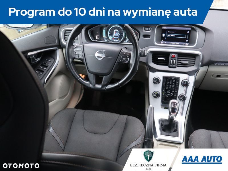 Volvo V40 - 8