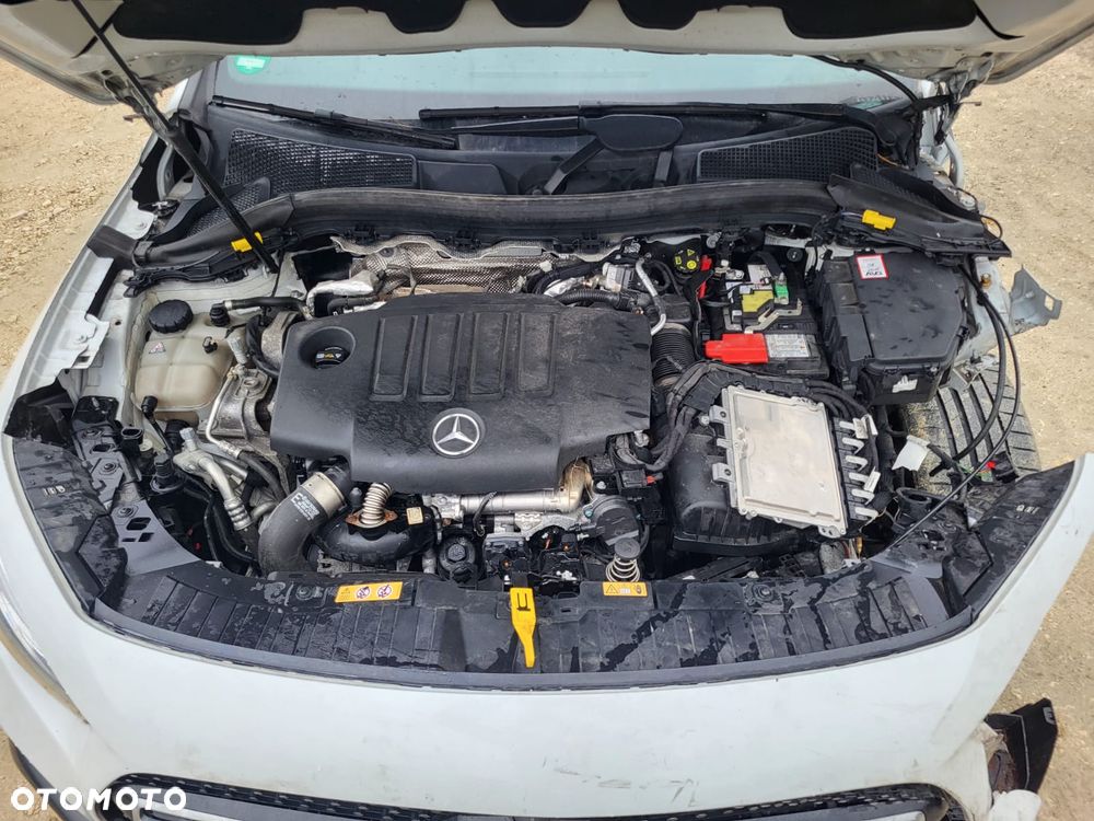 Mercedes-Benz GLA 220 d 4Matic 8G-DCT AMG Line - 11