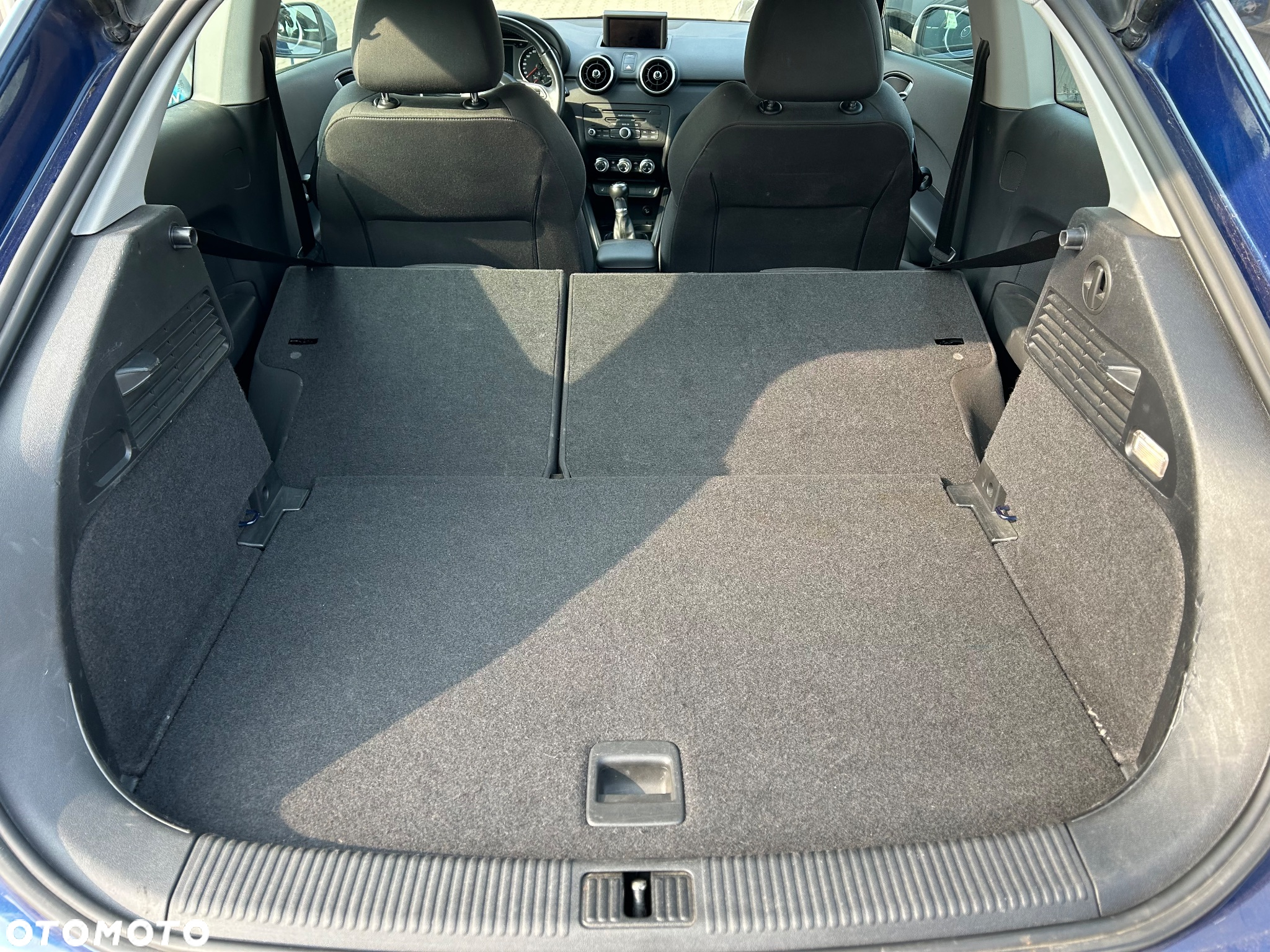 Audi A1 1.6 TDI Ambition - 17