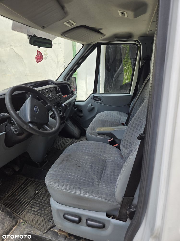 Ford Transit - 5