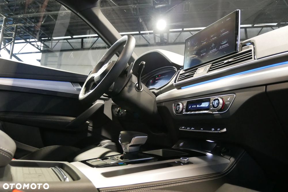 Audi Q5 45 TFSI quattro S tronic S line - 28