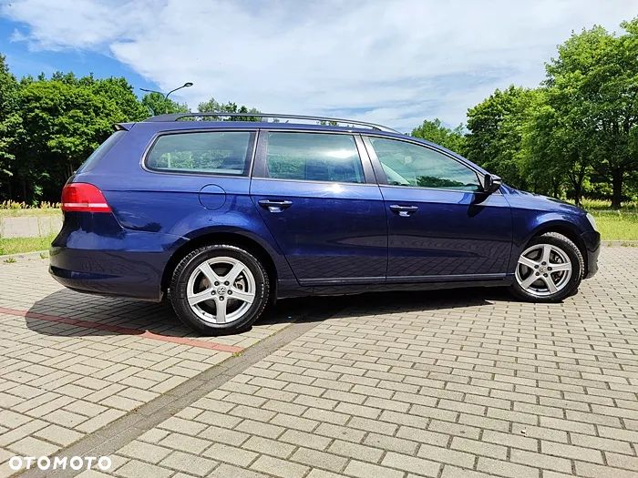 Volkswagen Passat - 14