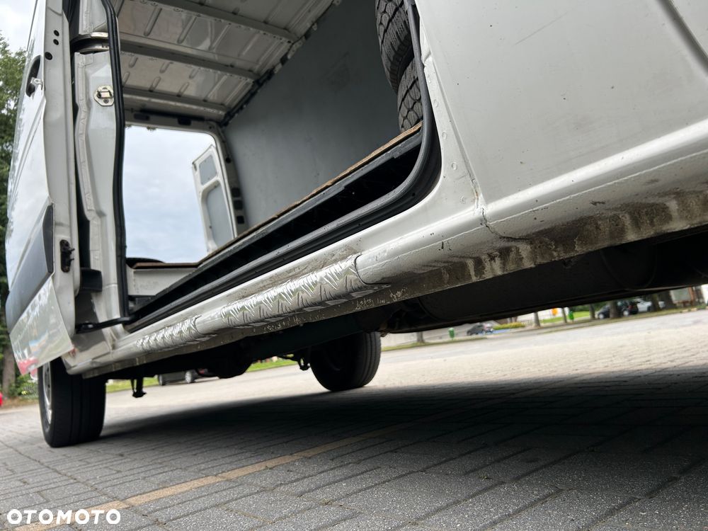 Volkswagen Crafter - 14