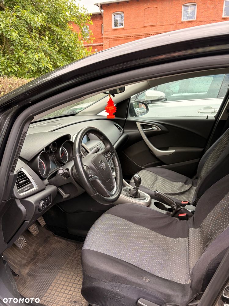 Opel Astra 1.4 Turbo - 5