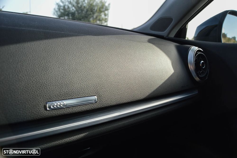 Audi A3 Sportback - 13