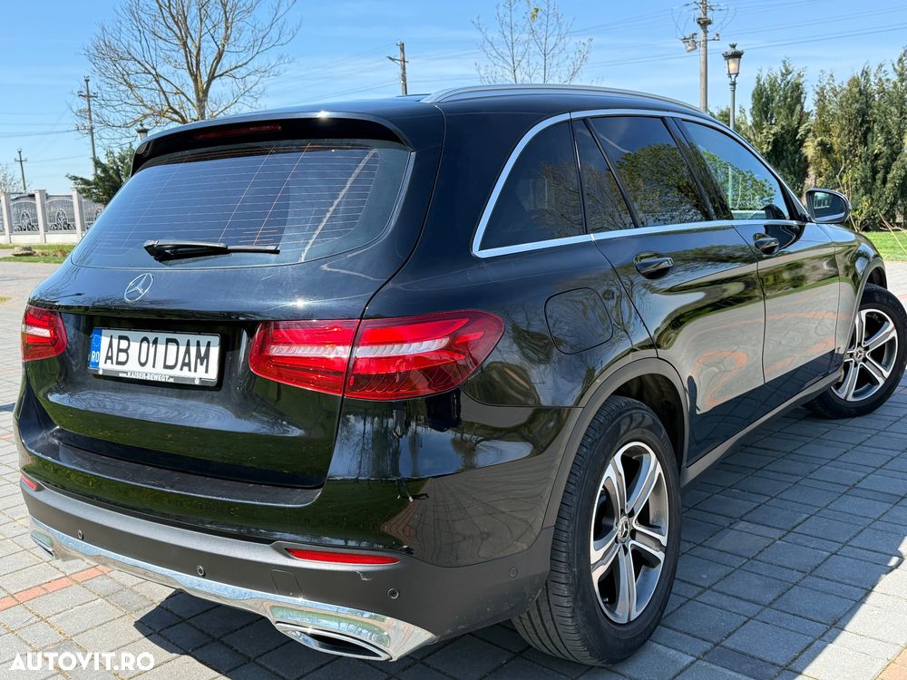 Mercedes-Benz GLC 220 d 4MATIC 9G-TRONIC AMG Line - 4
