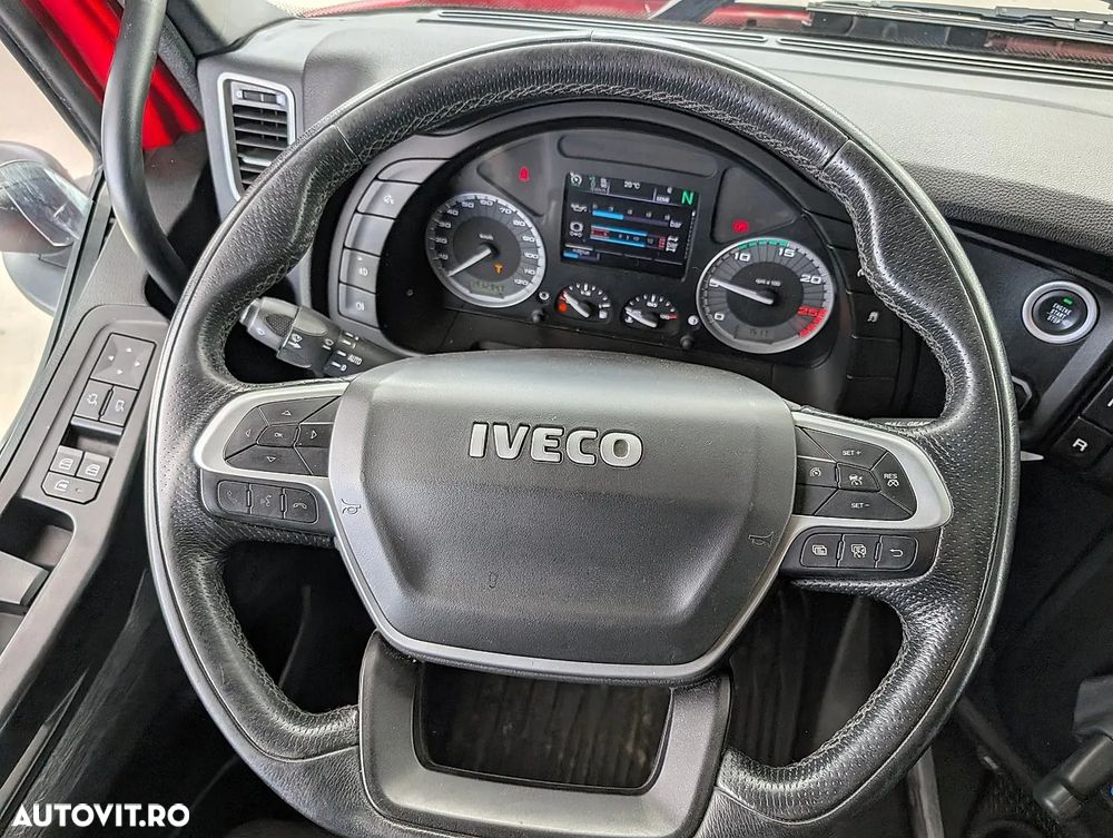 Iveco S-Way 490 - 22