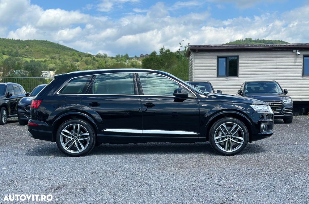 Audi Q7 - 10