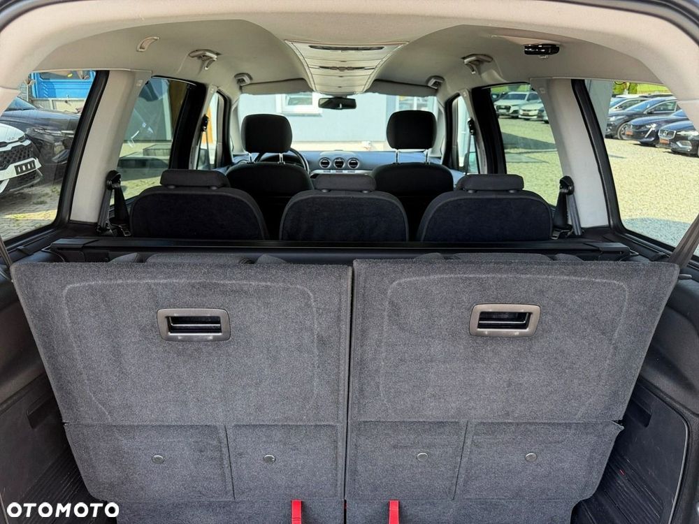 Ford Galaxy - 12
