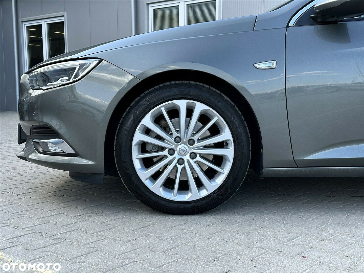 Opel Insignia 1.6 T Elite S&S - 36