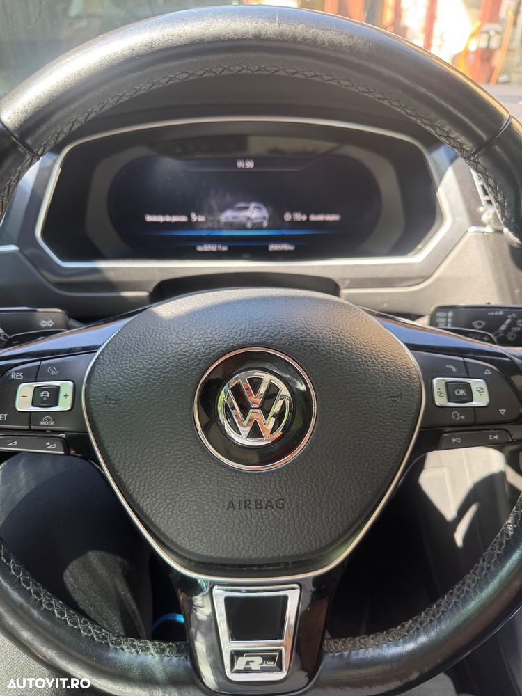 Volkswagen Tiguan 2.0 TDI SCR 4MOTION DSG Highline - 10