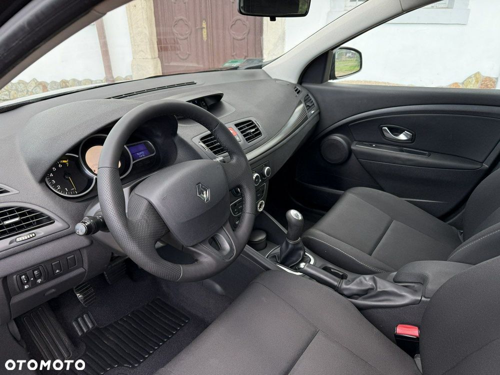 Renault Megane 1.6 16V 100 Expression - 5