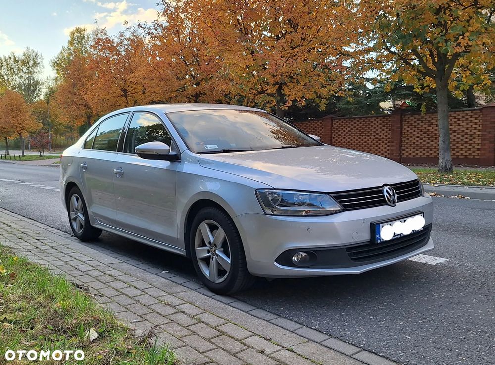 Volkswagen Jetta 1.4 TSI Comfortline - 1