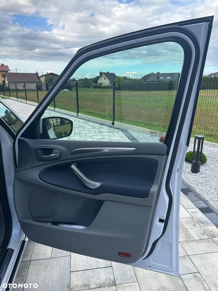 Ford S-Max 2.0 TDCi DPF Platinium X MPS6 - 12