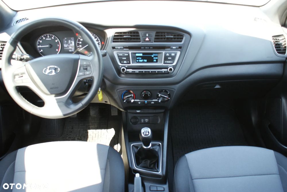 Hyundai i20 1.2 GO - 6
