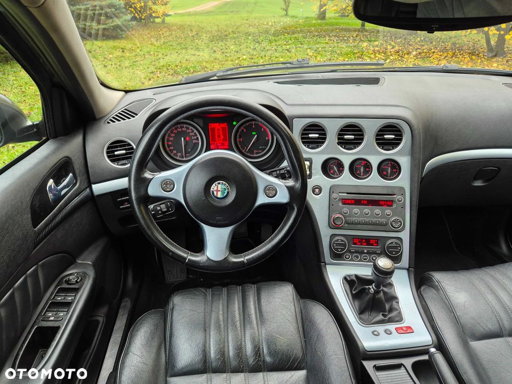 Alfa Romeo 159 - 8