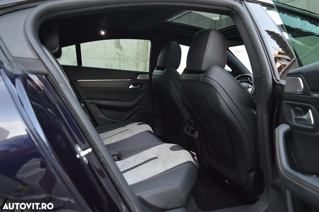 Peugeot 508 Plug-In Hybrid 360 e-EAT8 SPORT ENGINEERED - 29