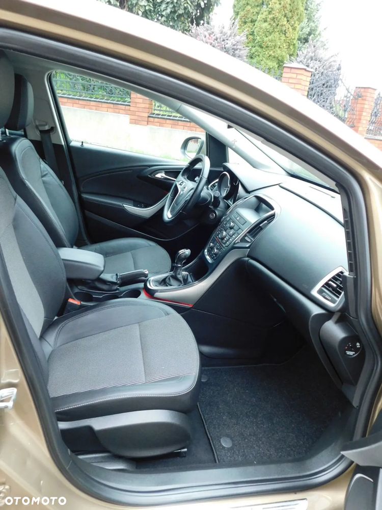 Opel Astra 1.4 Turbo Cosmo - 18