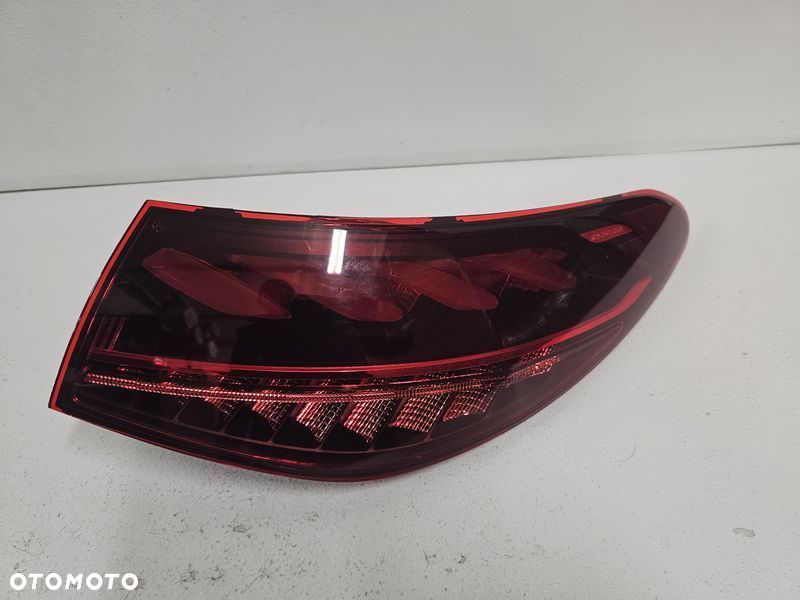 MERCEDES EQE W295 LAMPA PRAWY TYŁ PRAWA TYLNA LED - 1