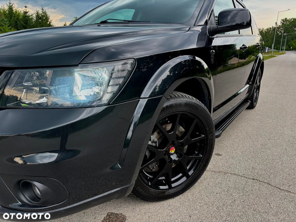 Fiat Freemont 2.0 Multijet Black Code AWD - 29