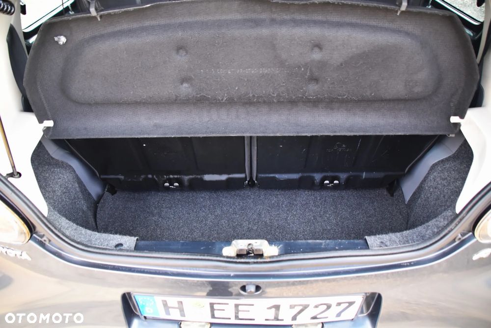 Toyota Aygo Standard - 11