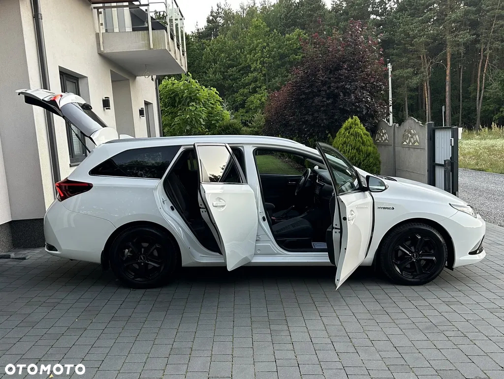 Toyota Auris - 14