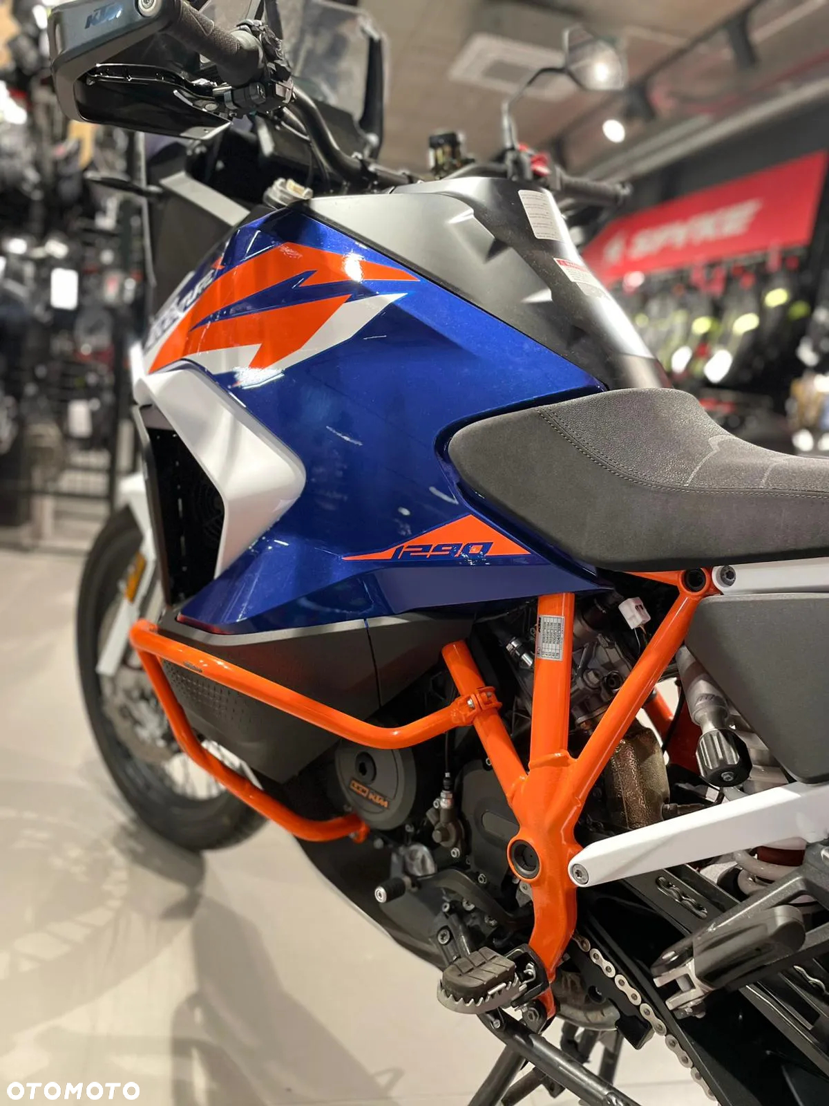 KTM Adventure - 5