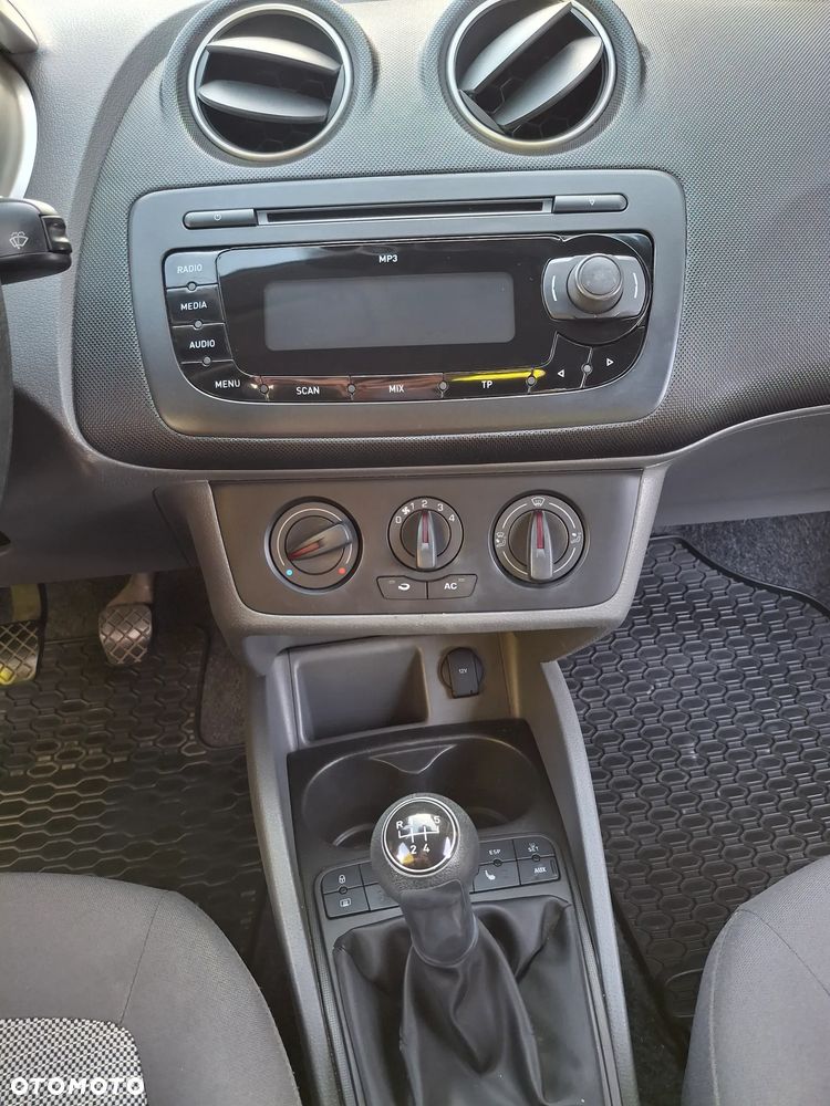 Seat Ibiza SC 1.4 16V Style - 21