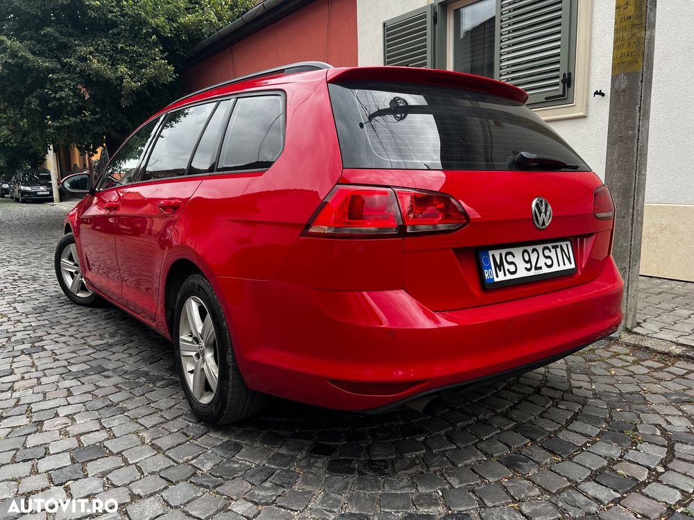 Volkswagen Golf - 5