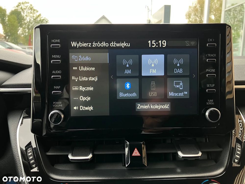 Toyota Corolla 1.8 Hybrid Comfort - 27