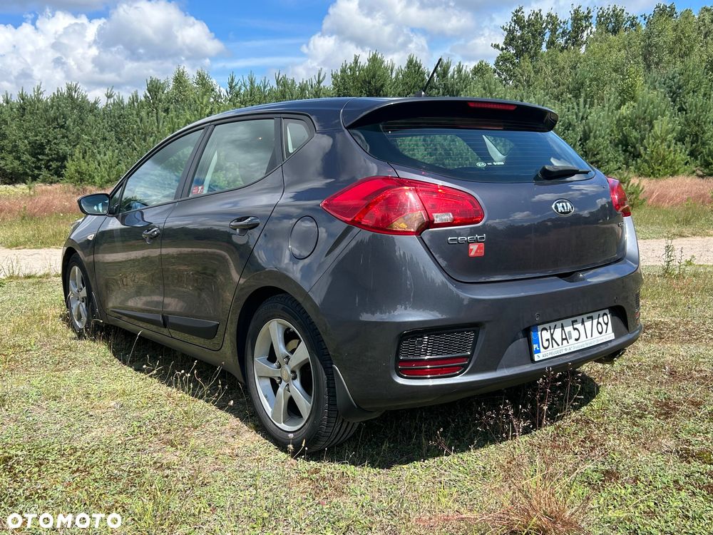 Kia Ceed 1.6 CRDi M - 12