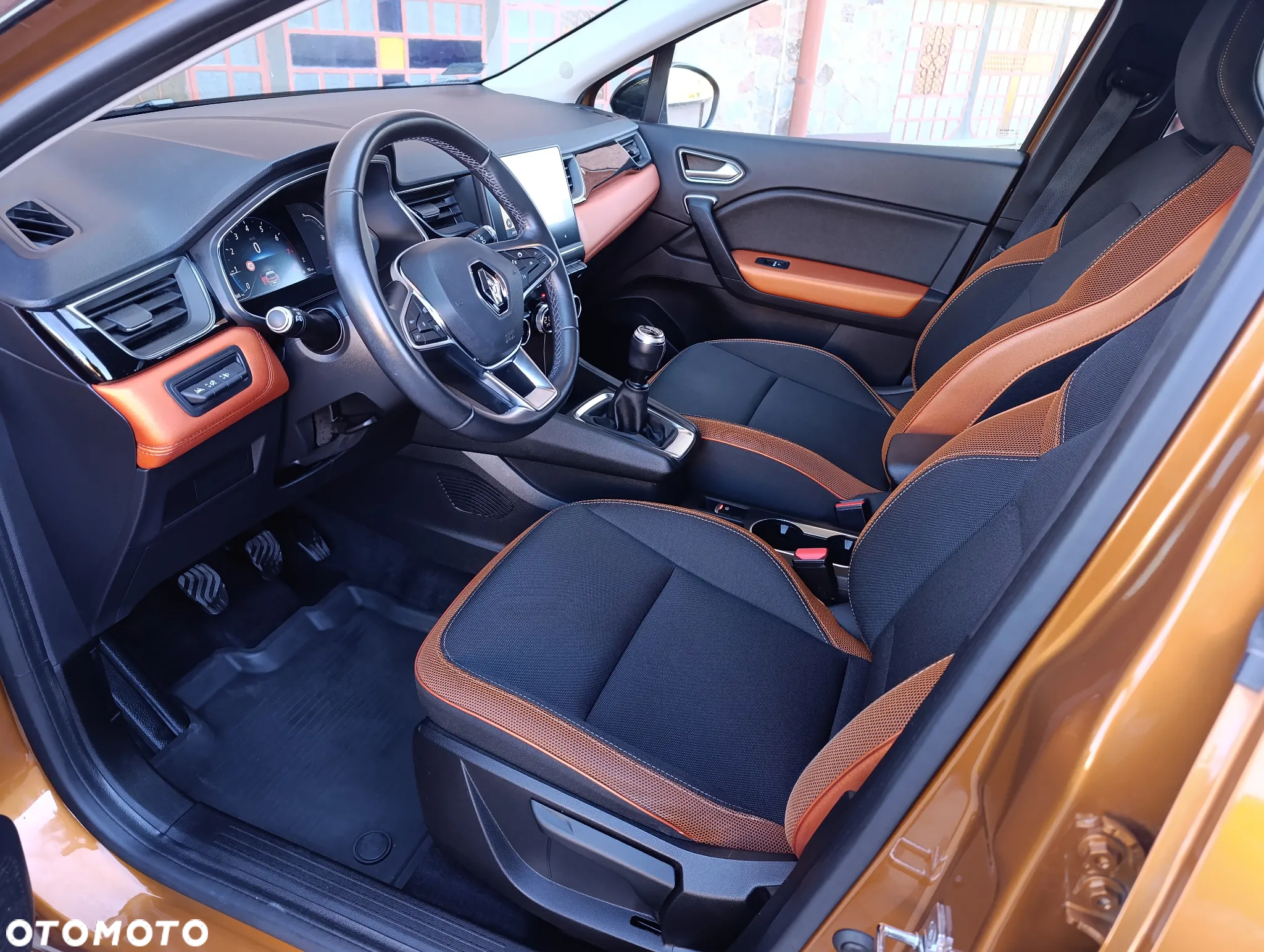 Renault Captur 1.0 TCe Intens - 19