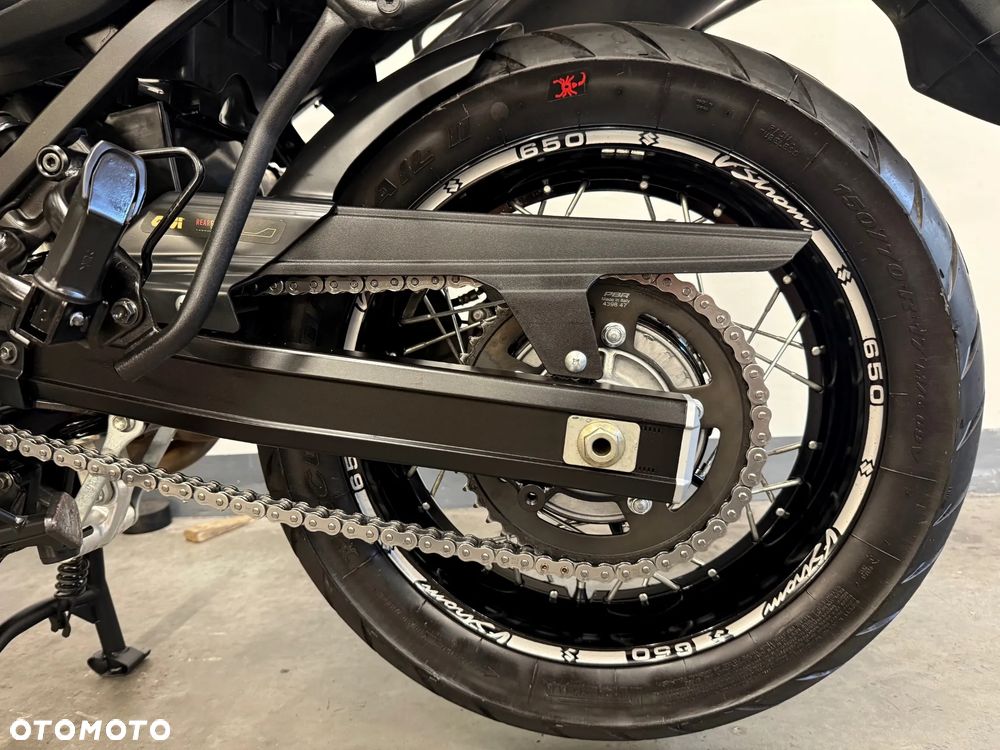 Suzuki V-STROM - 21