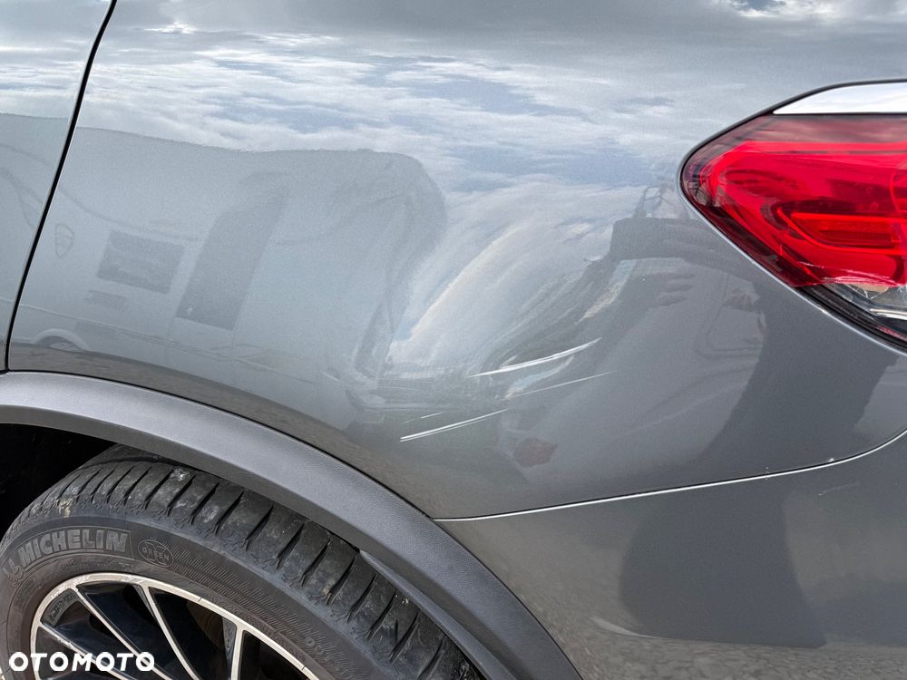 Mercedes-Benz GLC - 27