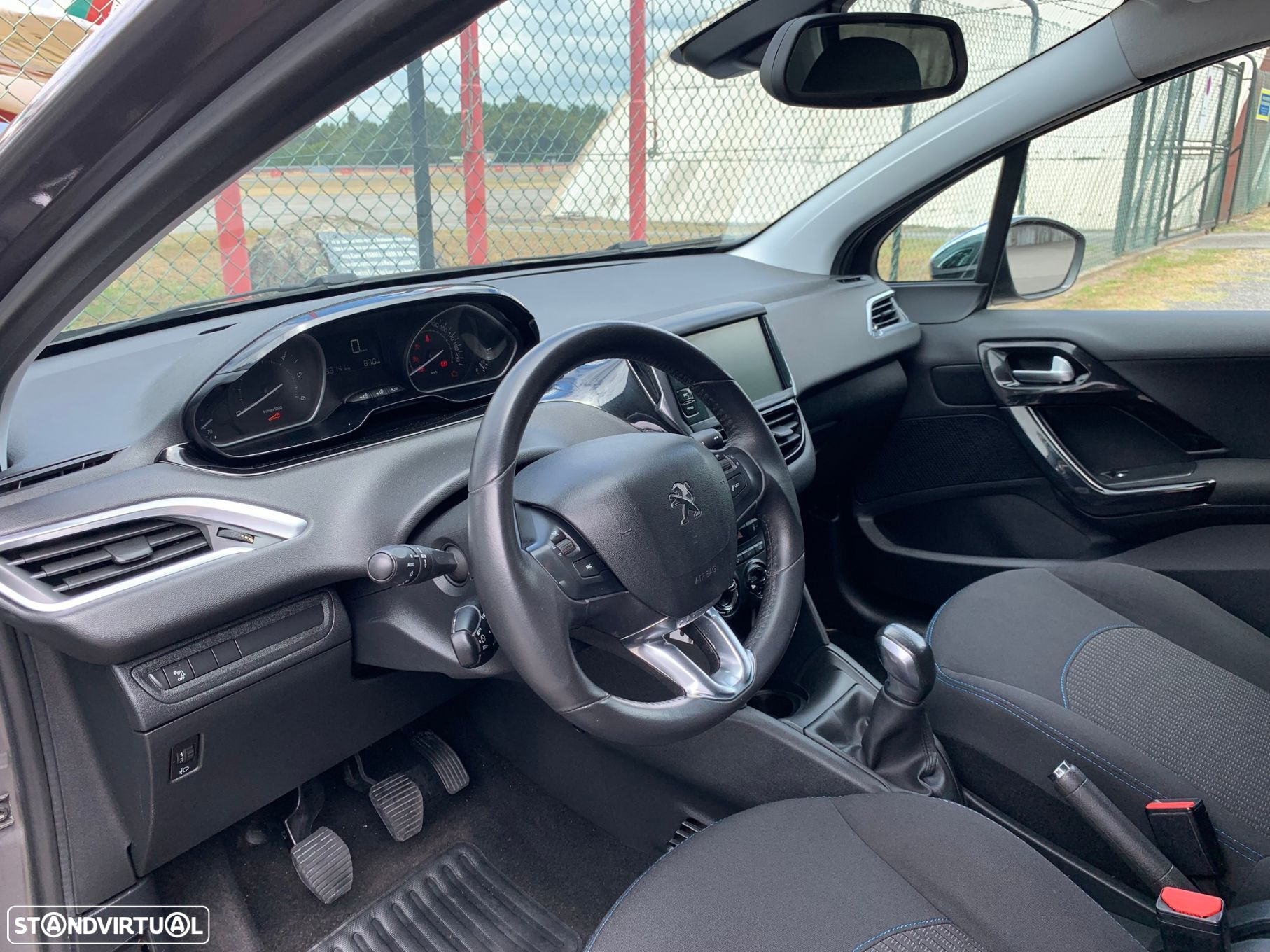 Peugeot 208 1.6 BlueHDi Allure - 9