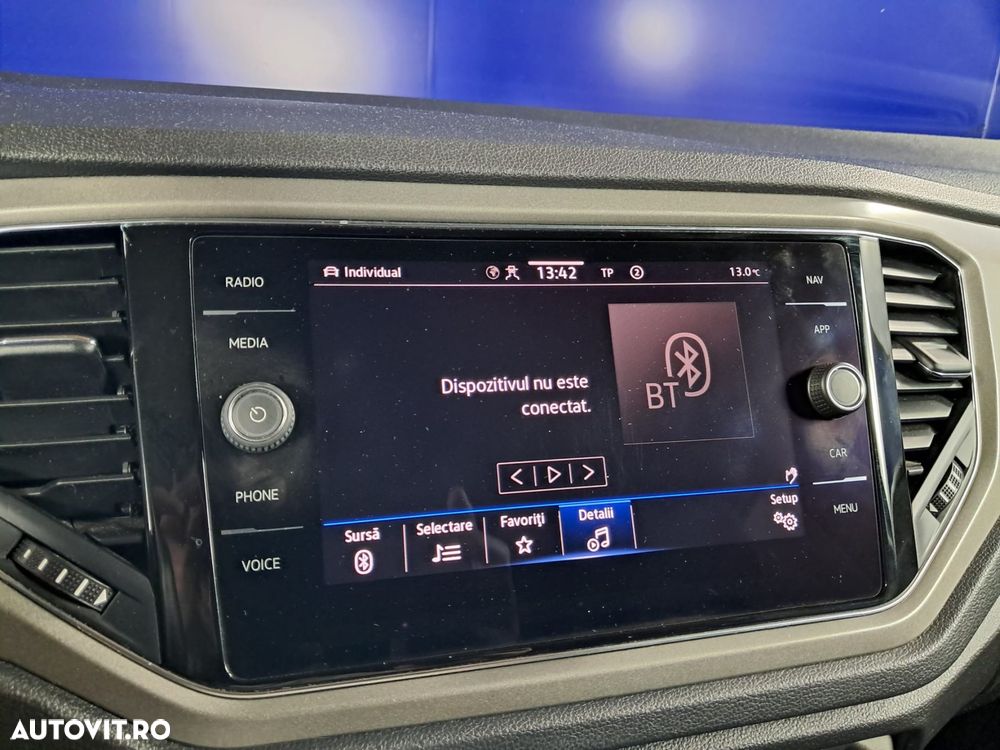 Volkswagen T-Roc - 20