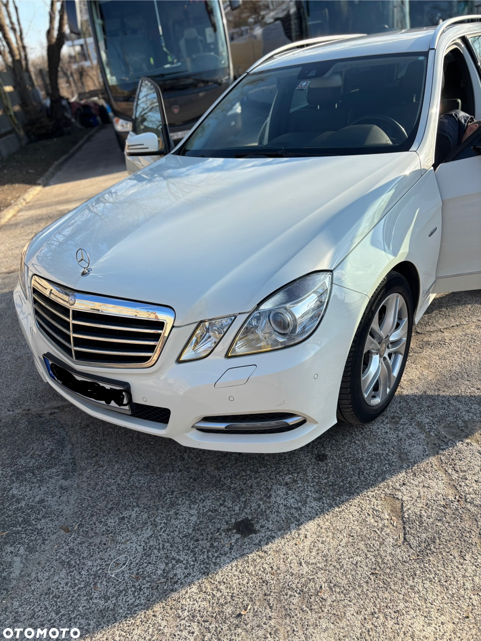 Mercedes-Benz Klasa E - 19