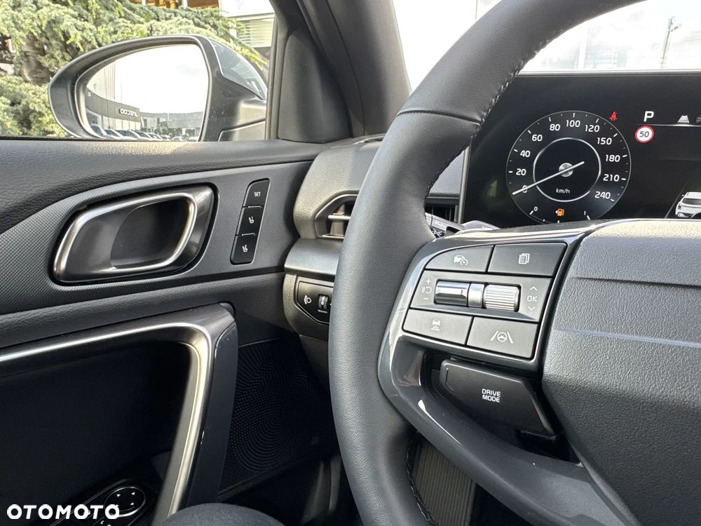 Kia XCeed 1.6 T-GDI Business Line DCT - 25