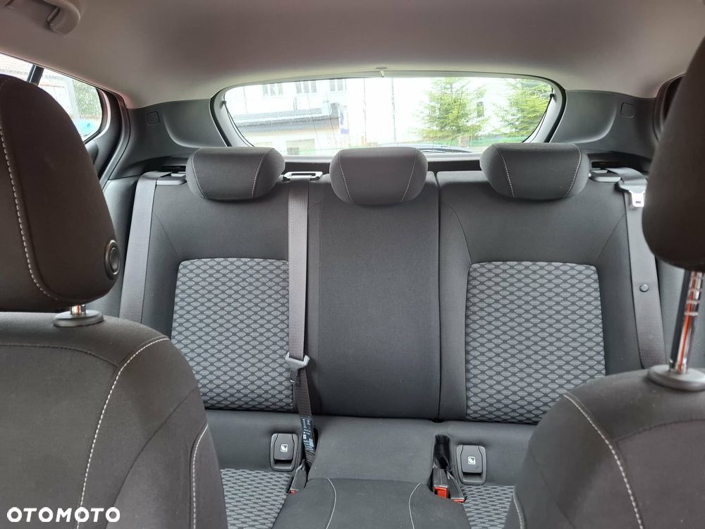 Opel Astra 1.4 T Enjoy - 10
