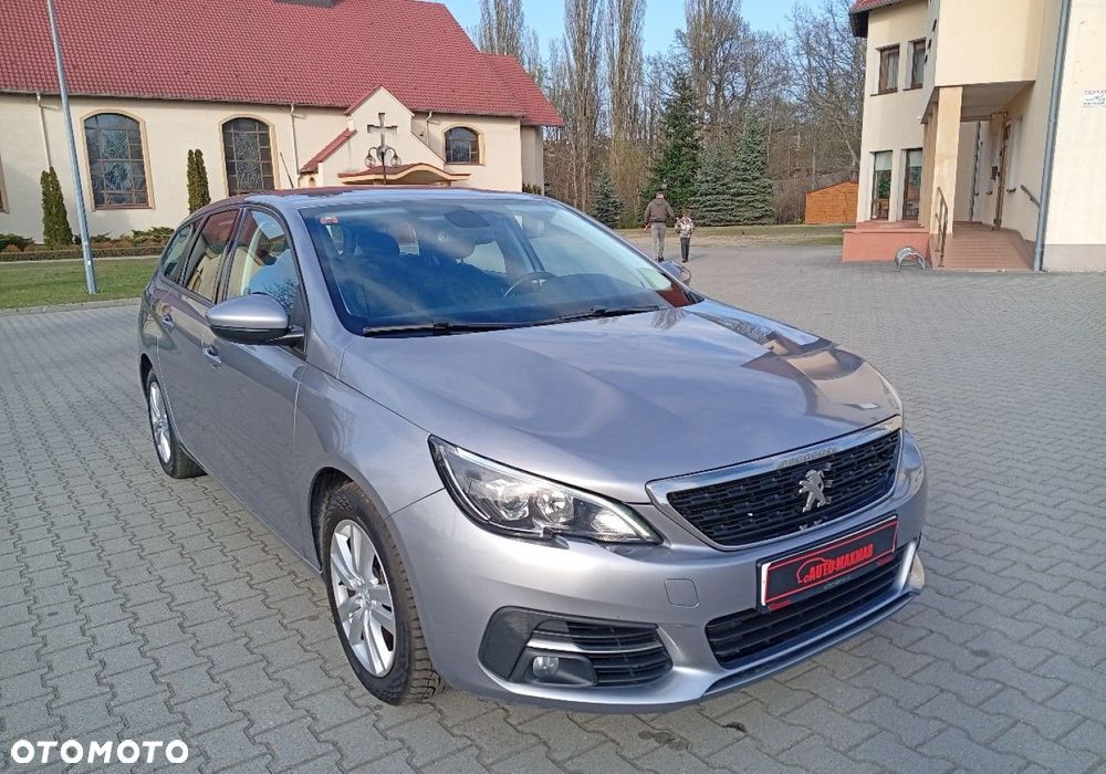 Peugeot 308 - 1