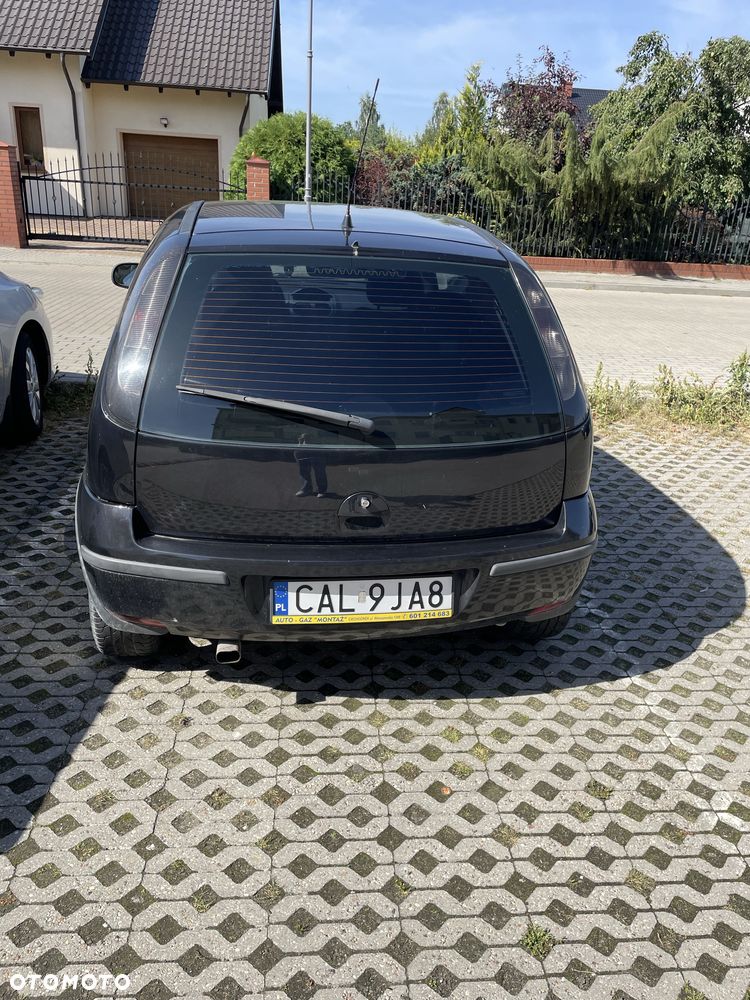 Opel Corsa - 3