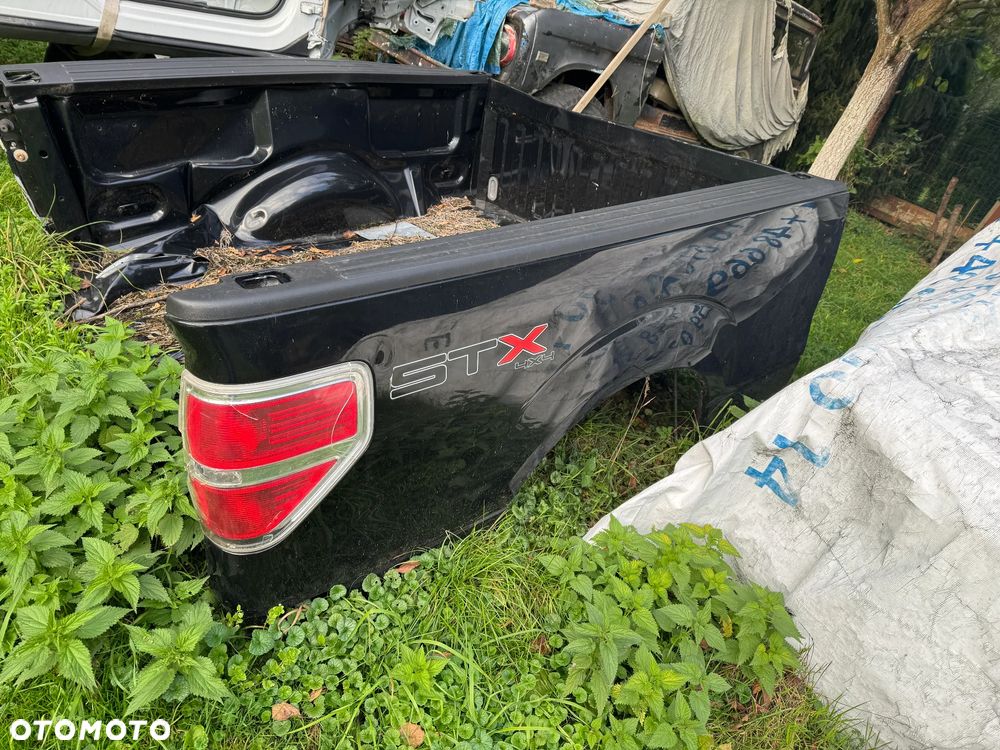 Ford F 150 08-14r  prawy błotnik tył paka
